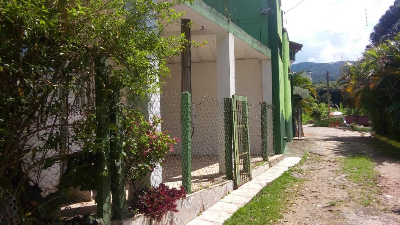 Pousada Familia Relaxe Na Serra Da Mantiqueira Santo Antônio do Pinhal Екстериор снимка